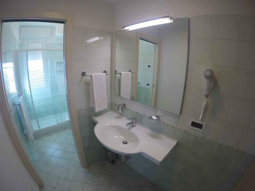 Residence Zenith Caorle Eksteriør billede